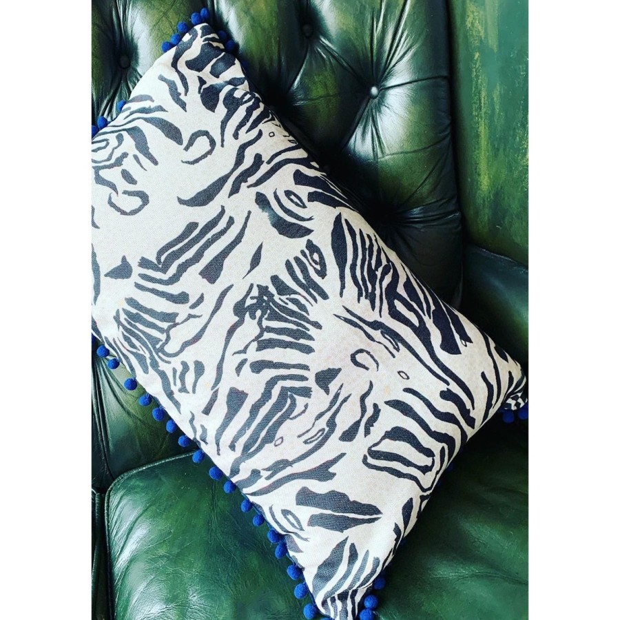 Homeware Jessica Russell Flint | Hopsack Long Cushion Cover / ''Mythical Jungle''